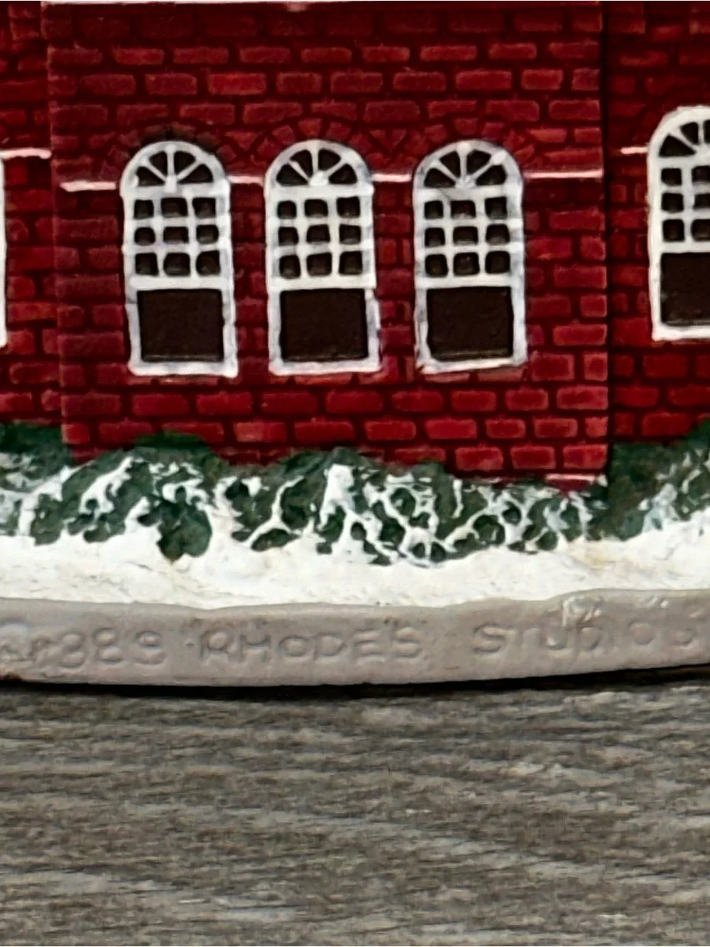 Rhodes Studios Norman Rockwell Gallery The Town Offices Landmark Sculpture VTG